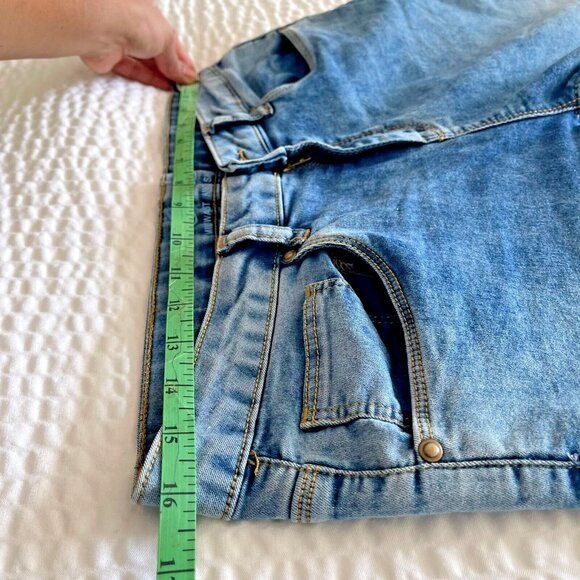 Bundle It! Cherokee Women's Mid Waist Ankle Blue Denim 5 Pocket Jeans Size 30 - Picture 10 of 12